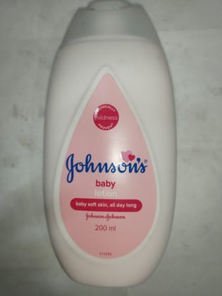 Johnson's Baby Lotion Baby soft skin, all day long 