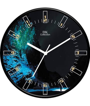 IIK COLLECTION - Circular Analog Wall Clock