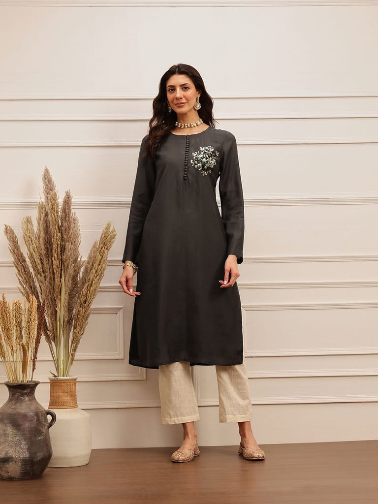 Midnight Elegance Embroidered Kurta
