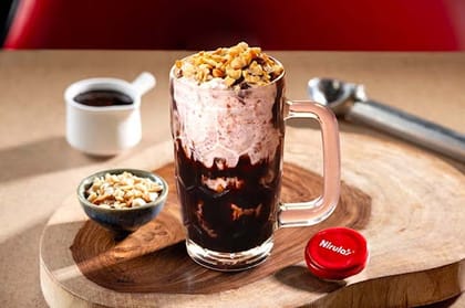 Cookies N Creme Hot Chocolate Fudge