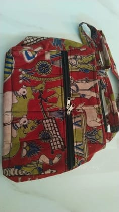 Stylish Handbag for Everyday Use