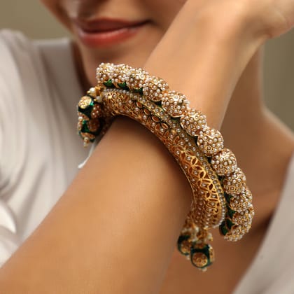 Riwaz Gold Plated Emerald Kada-PEARLS ALLOY / GOLD TONE EMERALD / 2.2
