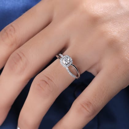 Aural Solitaire Silver Ring for Women-4 / White Gold