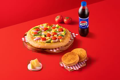 Country Feast (Personal) With Garlic Bread And Pepsi
