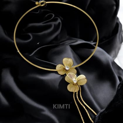 Golden Choker Necklace