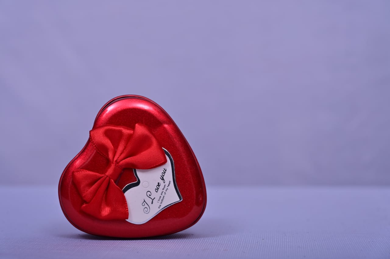 Metal Heart Shaped Empty Gift Box