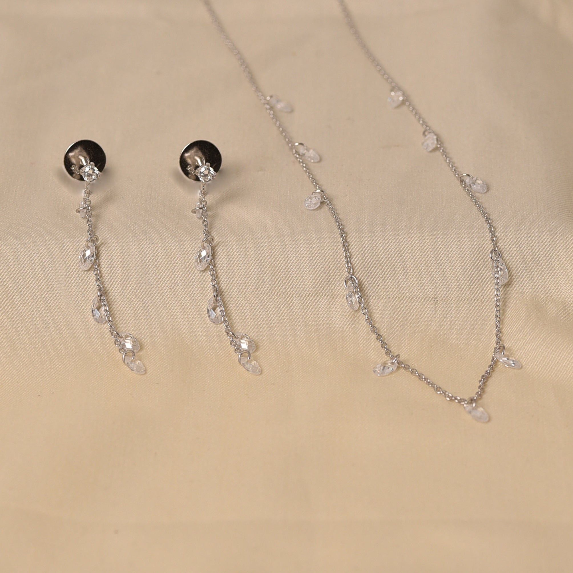 Willow Pendant Set with Chain