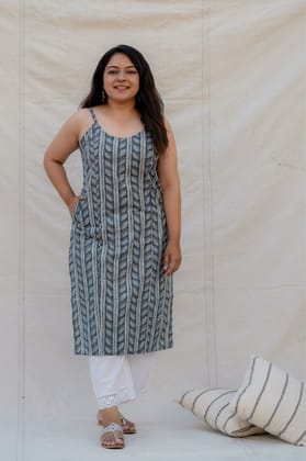 Scrabble Grey Chevron Spaghetti Straight Cotton Kurta-XS