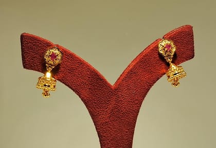 EARING GP