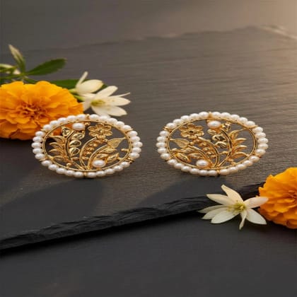 Elayne Pearl Garden Studs Elayne Pearl Garden Studs