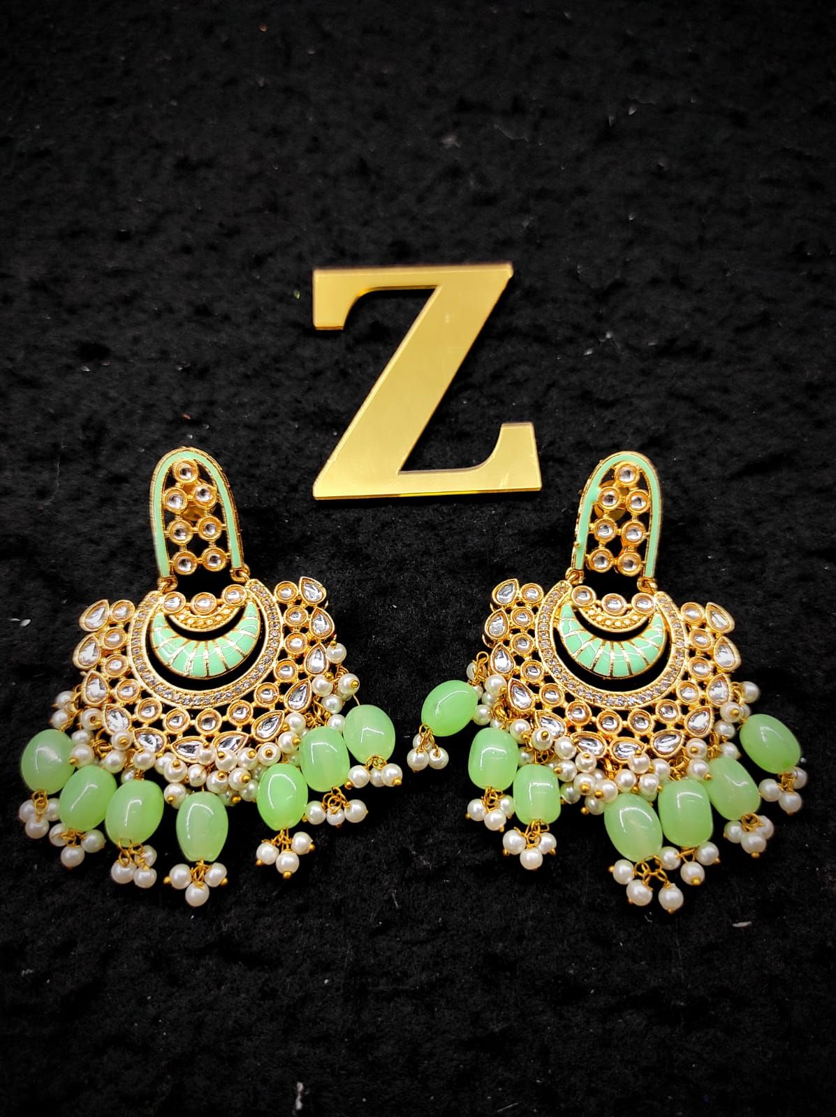 Traditional kundan earrings ad stone Set By Zevar