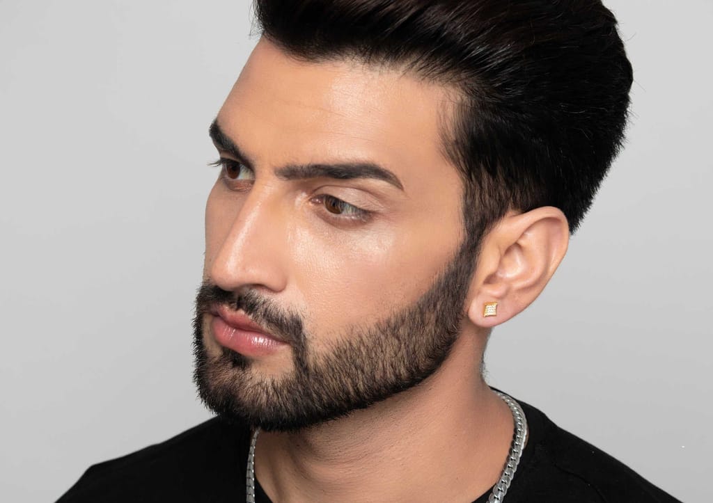 Inverted Grace Ear Stud For Men (1 Pc Only)