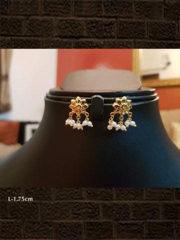 Pure silver gold plated flower shaped earring(weight-1.893gm)