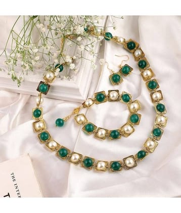 gilher Green Brass Necklace Set ( Pack of 1 )