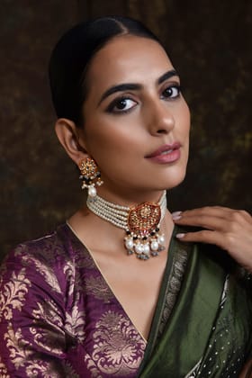 Mahoor Red Gold Plated Kundan Choker Necklace Set-Kundan