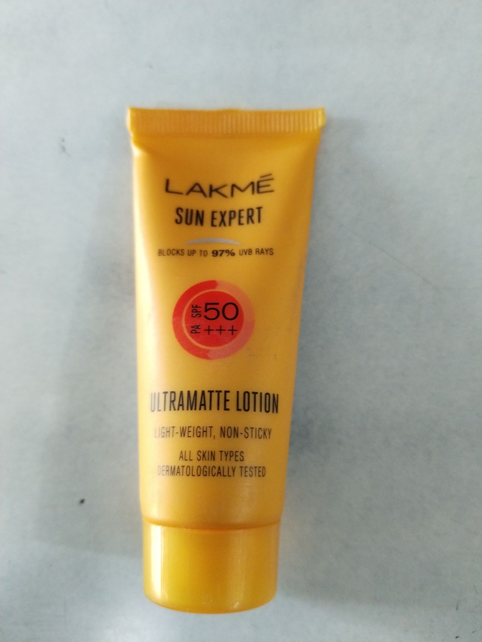 Lakme sunexpert ultramatte lotion 