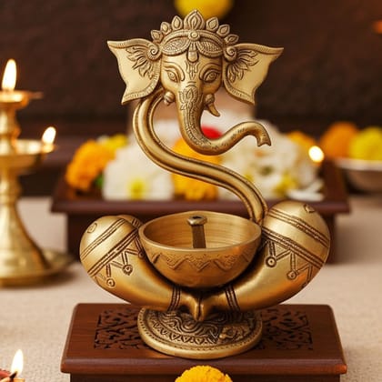 Brass Table Decor Deepak With Ganesh Ji (BSMAS1319 C)