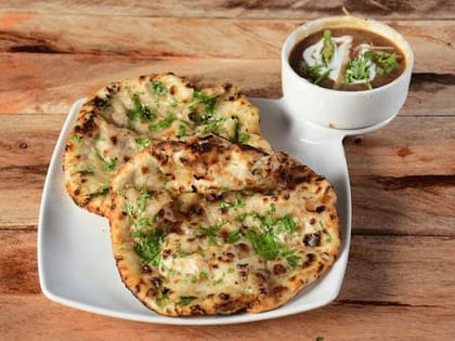 Amritsari Kulcha Thali (NEW)