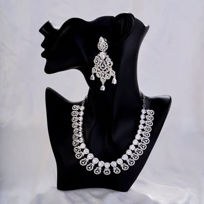 Blooming Elegance Rhodium Necklace-White / Rhodium