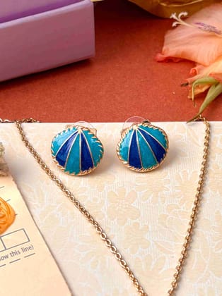 Ishkaara Blue Sea Shell Necklace Set