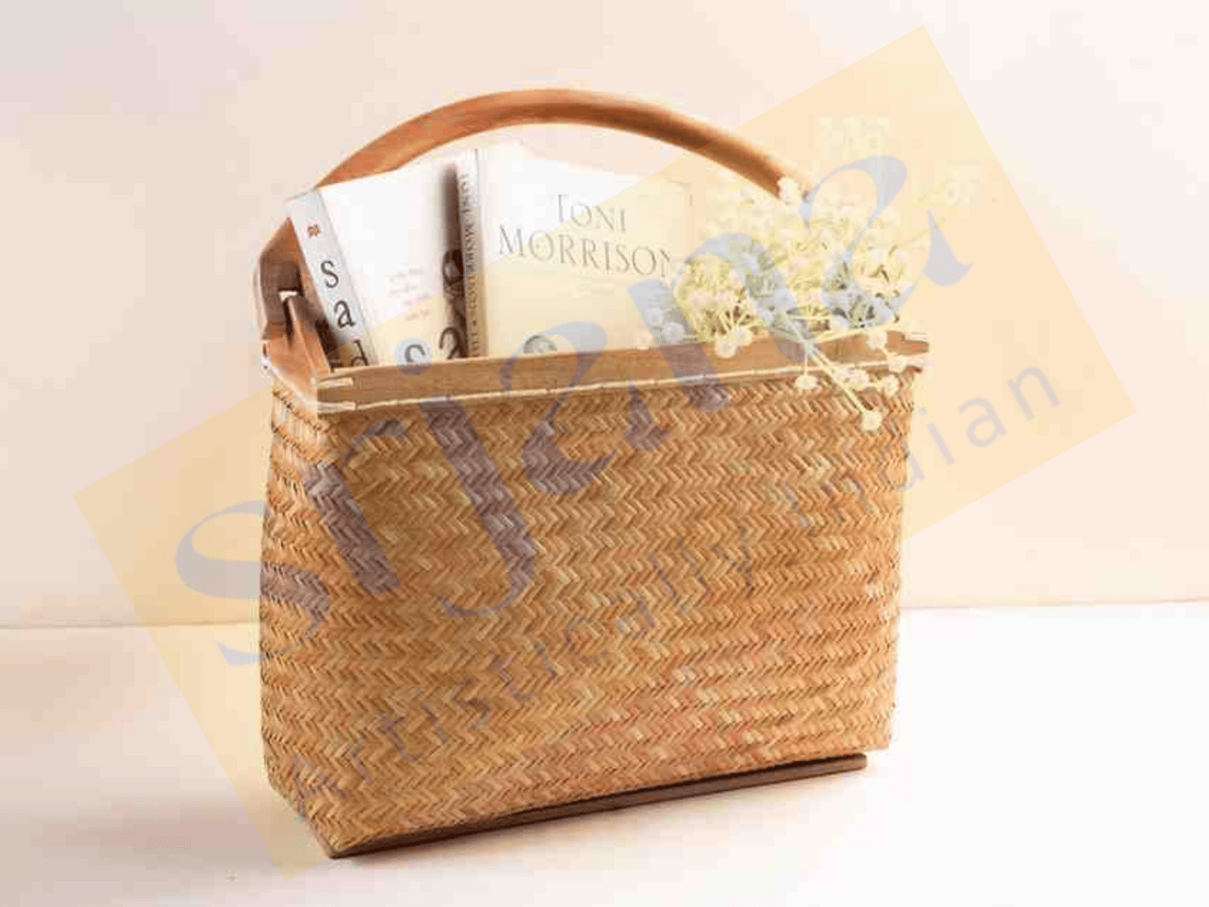 Srjana Handicraft Sitalpatti Handheld Basket  