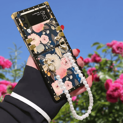Chic Flower Pearl Chain Bracelet Cover-Samsung Galaxy Z Flip 3