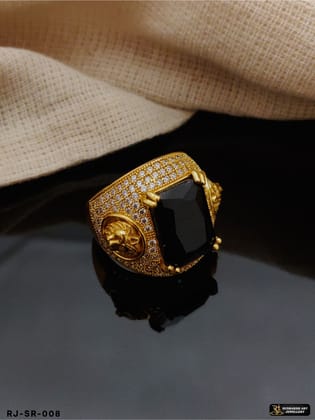 Exclusive Black Stone Streamlined Design Superior Quality Ring SR-008-18