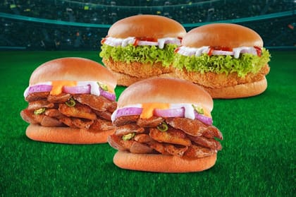 2 Classic Veggie Burgers + 2 Spicy Aloo Crunch Burgers