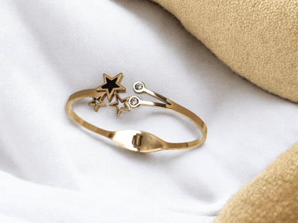 Gold Bracelet with Star Design