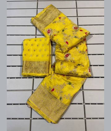 fab woven Kanjivaram Silk Woven Saree With Unstitched Blouse Piece ( Yellow )