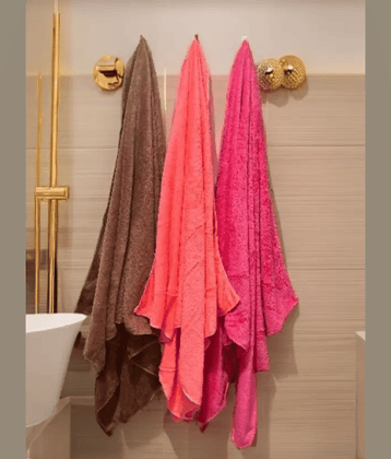 Finesse Decor Pack of 3 Microfibre Below 300 -GSM Bath Towel ( Pink )