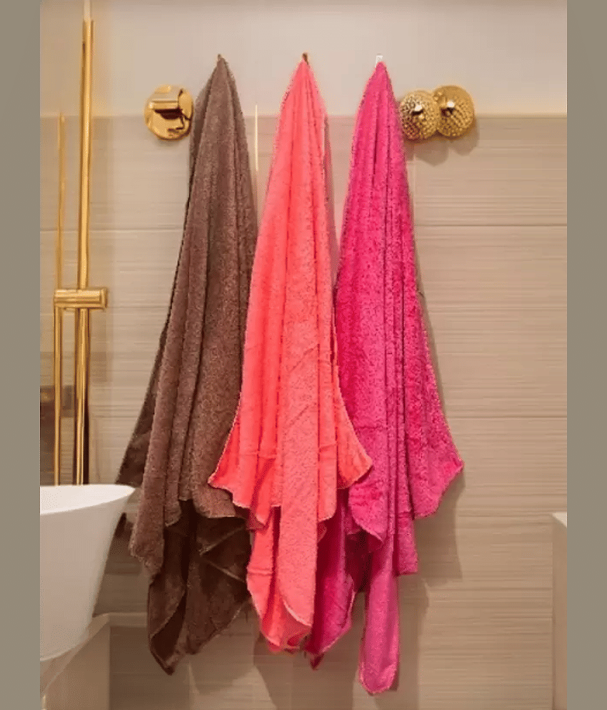 Finesse Decor Pack of 3 Microfibre Below 300 -GSM Bath Towel ( Pink )