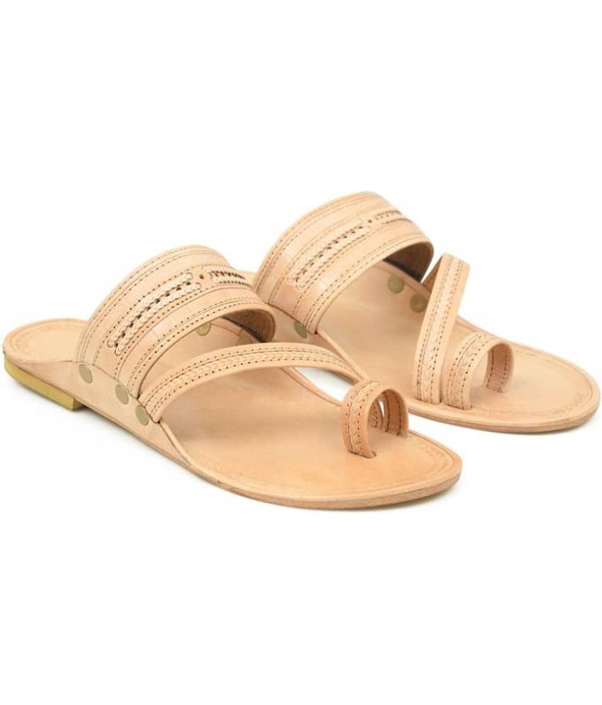 STEPFOX - Beige Men's Kolhapuris