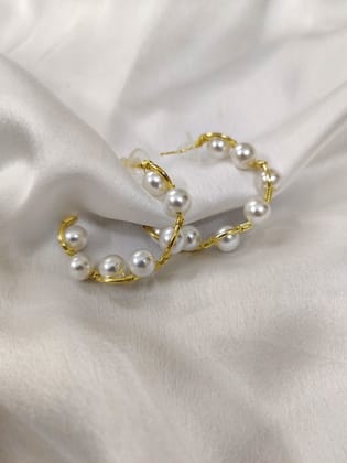 Pearl Twirl Hoops