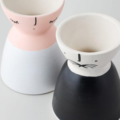 Eyaas Set of 2 Ceramic Flower Vases in Pink and Black Hand Painted Design