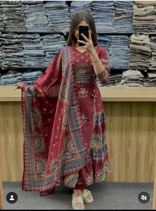 Women's printed cotton kurta & pant or dupatta set Women's printed cotton kurta & pant or dupatta set