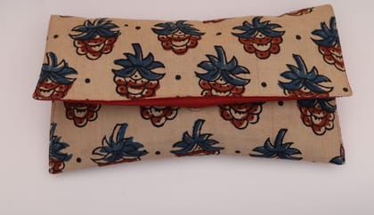 Clutch Artisan Fusion Bag