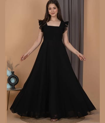 Estela Women Georgette Solid Gown ( Black )