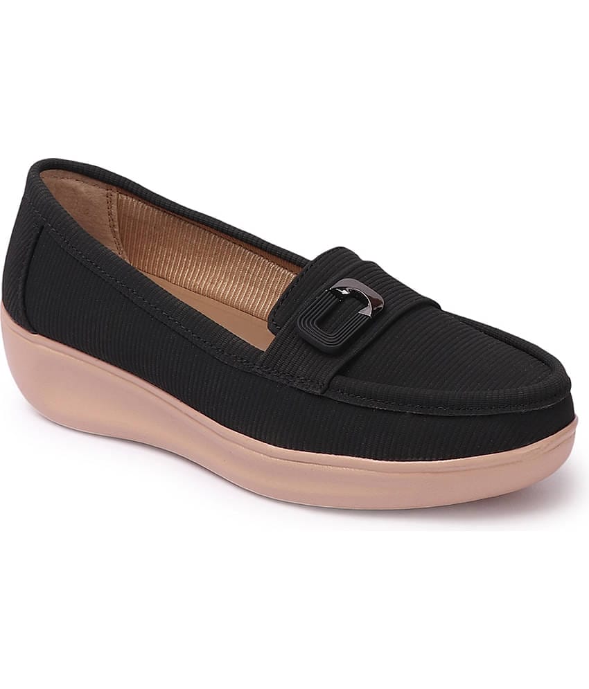 Sneakersvilla Black Women's Loafers