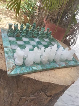 Sahaj Hast Handcrafted Green Jasper & White Quartz Stone Chess Set With Brass Stand & Storage Box Sahaj Hast Handcrafted Green Jasper & White Quartz Stone Chess Set With Brass Stand & Storage Box