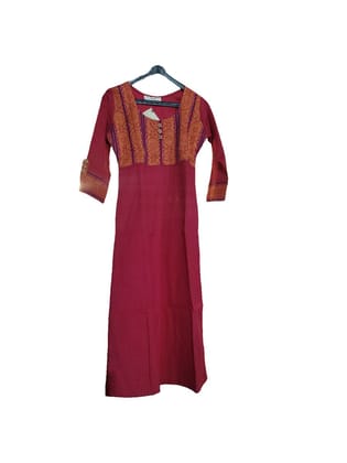 Maroon Kurta with Intricate Detailing