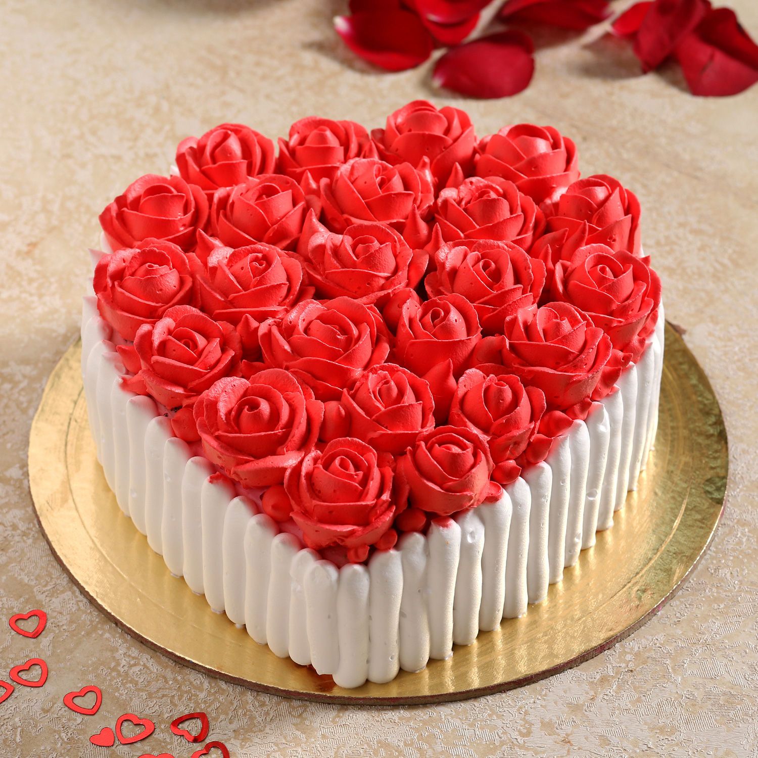 Pretty Roses Black Forest Cake Half Kg
