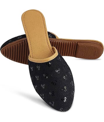 Apratim - Black Women's Mules