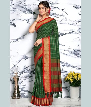 AMTHI Cotton Silk Woven Saree With Unstitched Blouse Piece ( Green )