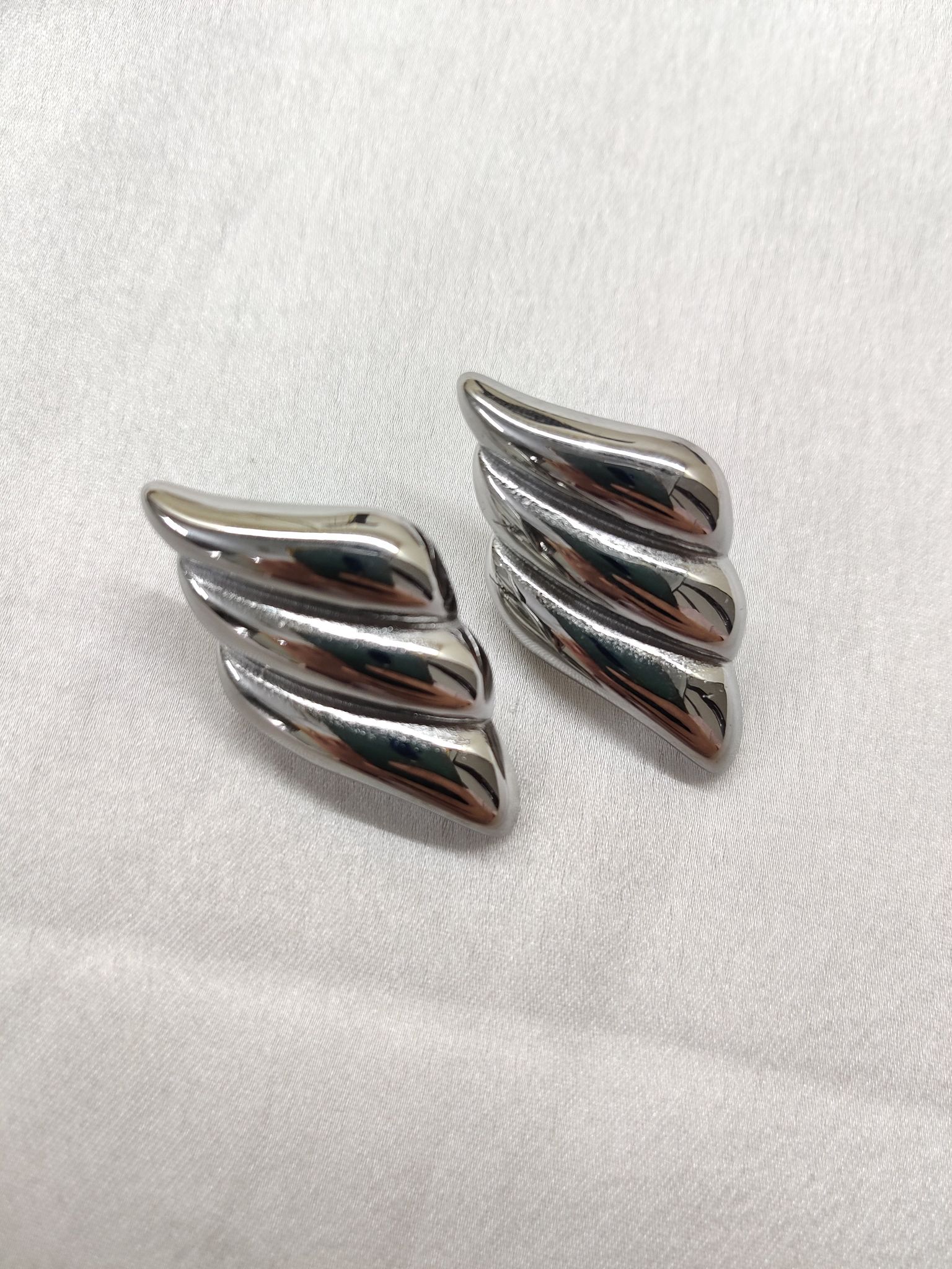 Holly Earrings