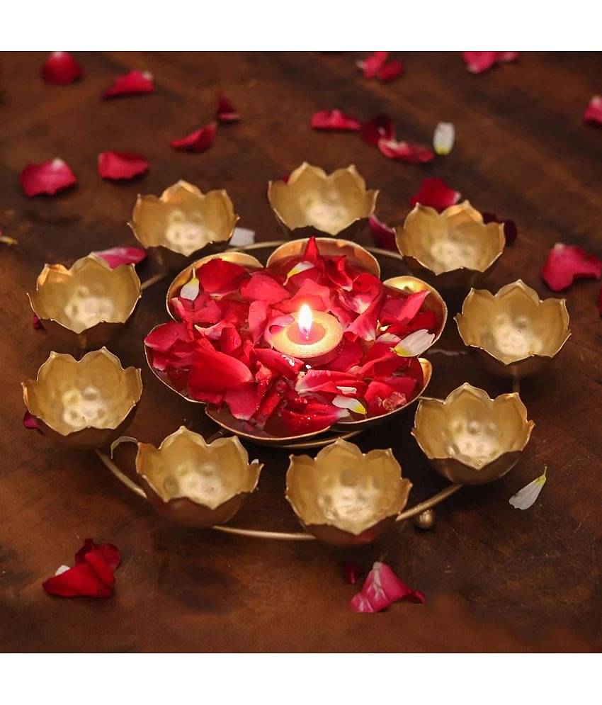 Urban hemlet Gold Floor Metal Tea Light Holder - Pack of 1