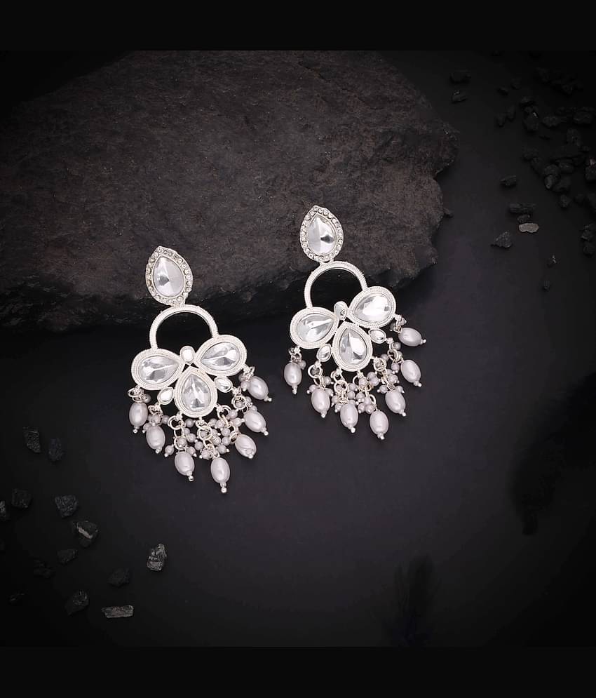 Lyriss White Jhumki Earrings ( Pack of 1 )