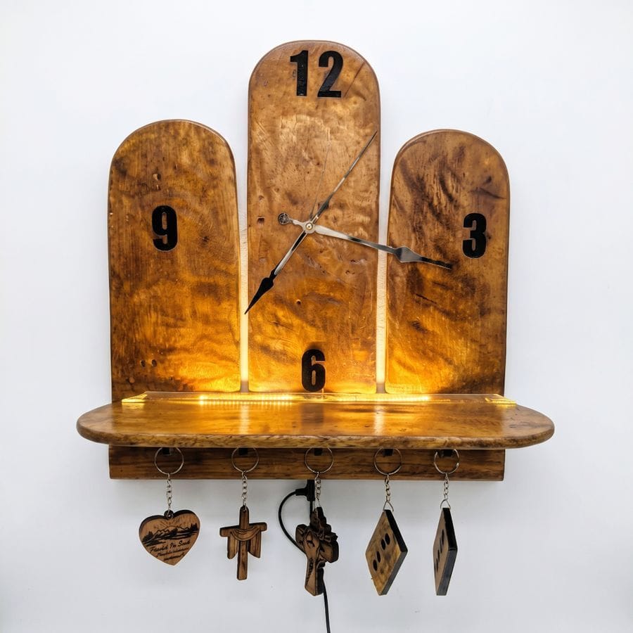 WOODEN WALL CLOCK - MONOLITH