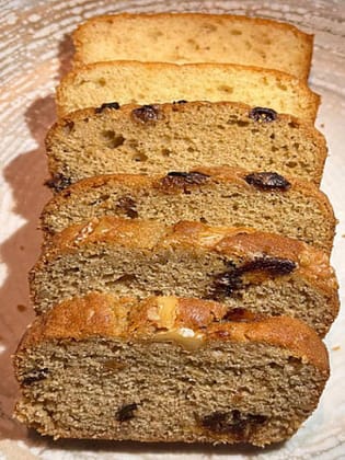 Fig & Raisin Dry Cake