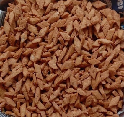 Samarth Khare Shankarpali (500g) | Crispy Savory Diamond Cuts | Traditional Indian Tea-time Snack